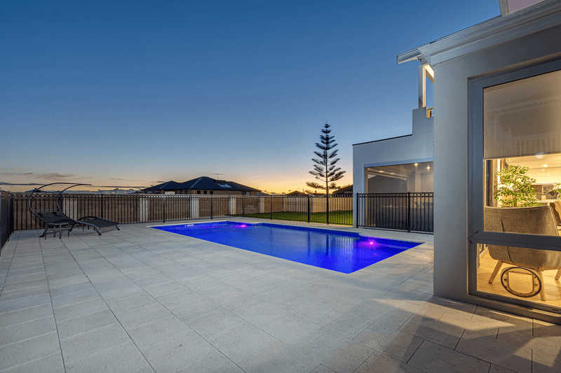 9 Bass Chase, YANCHEP, WA 6035