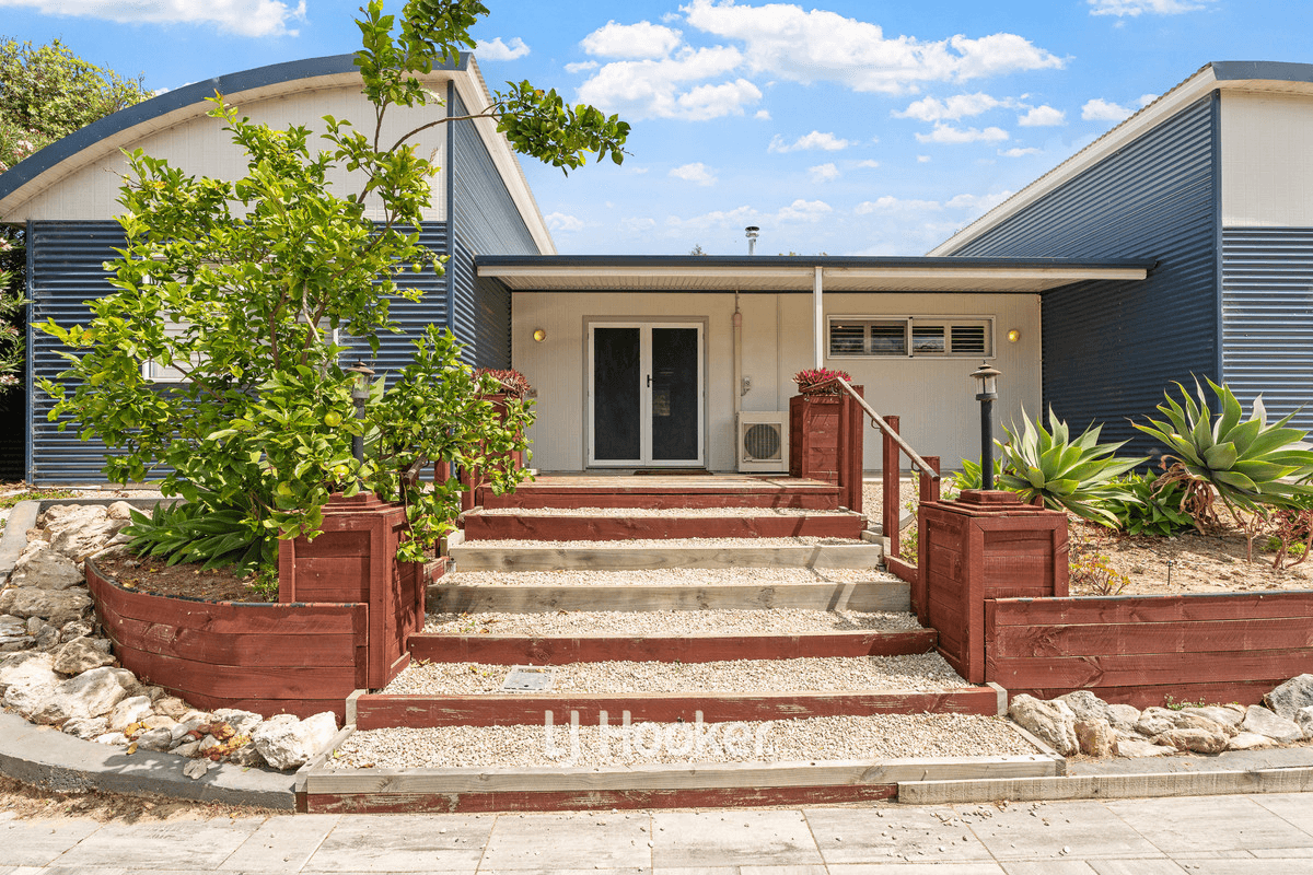 6 Yalgorup Court, Preston Beach, WA 6215