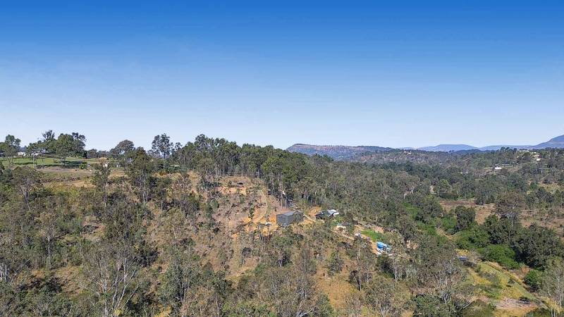 30-34 Campbell Drive, Kooralbyn, QLD 4285