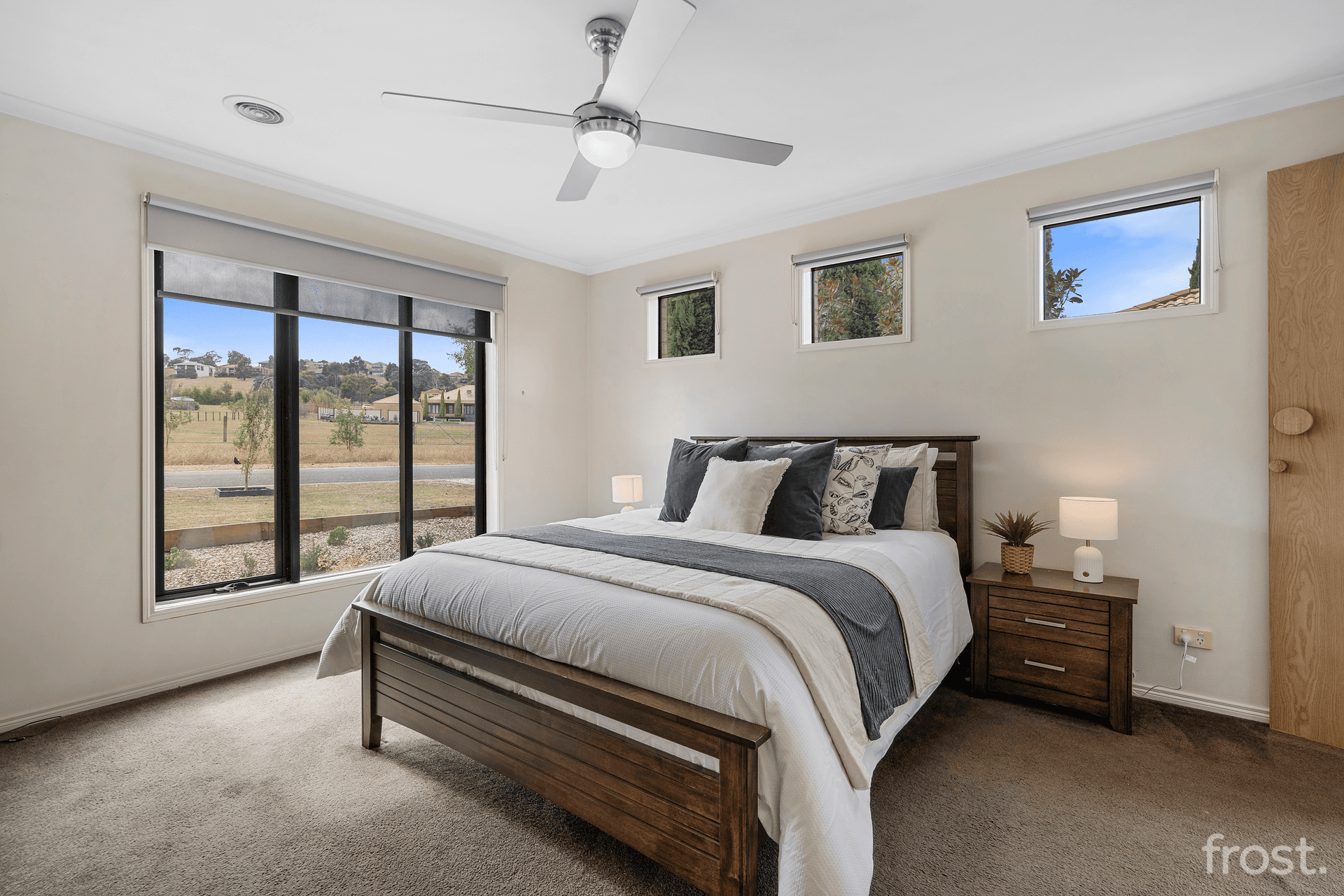 14 St Andrews Close, Hidden Valley, VIC 3756