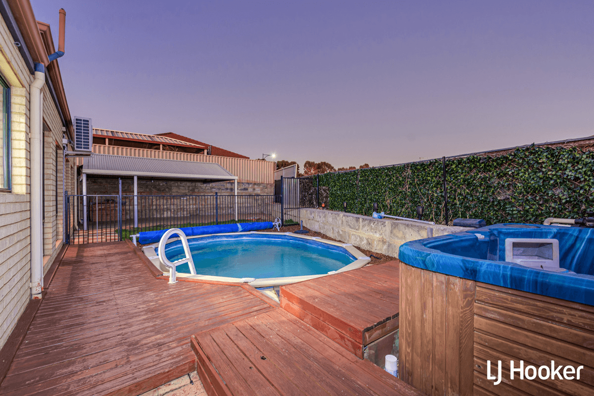 3 Chipping Crescent, BUTLER, WA 6036