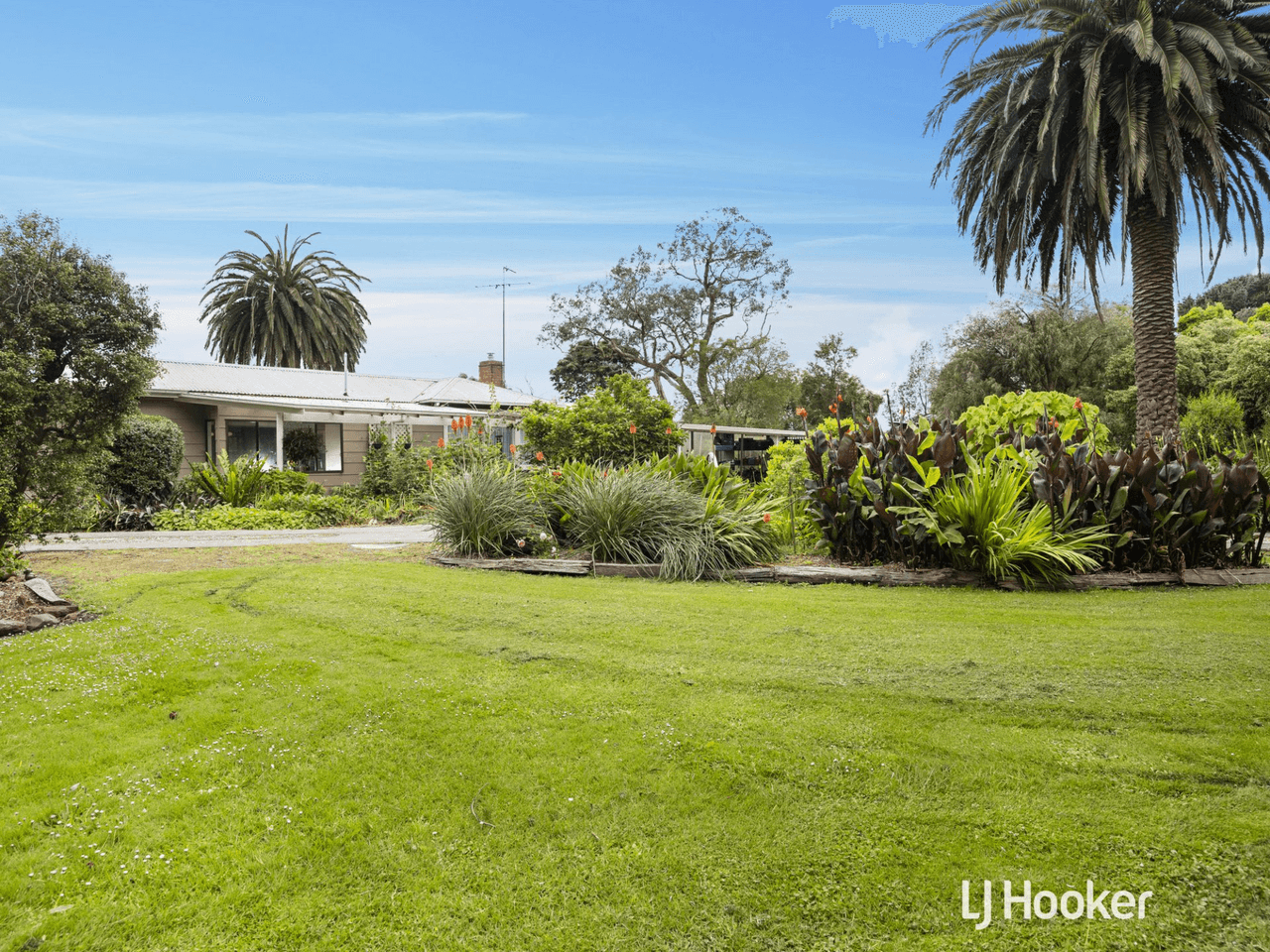 5715 Bass Highway, INVERLOCH, VIC 3996