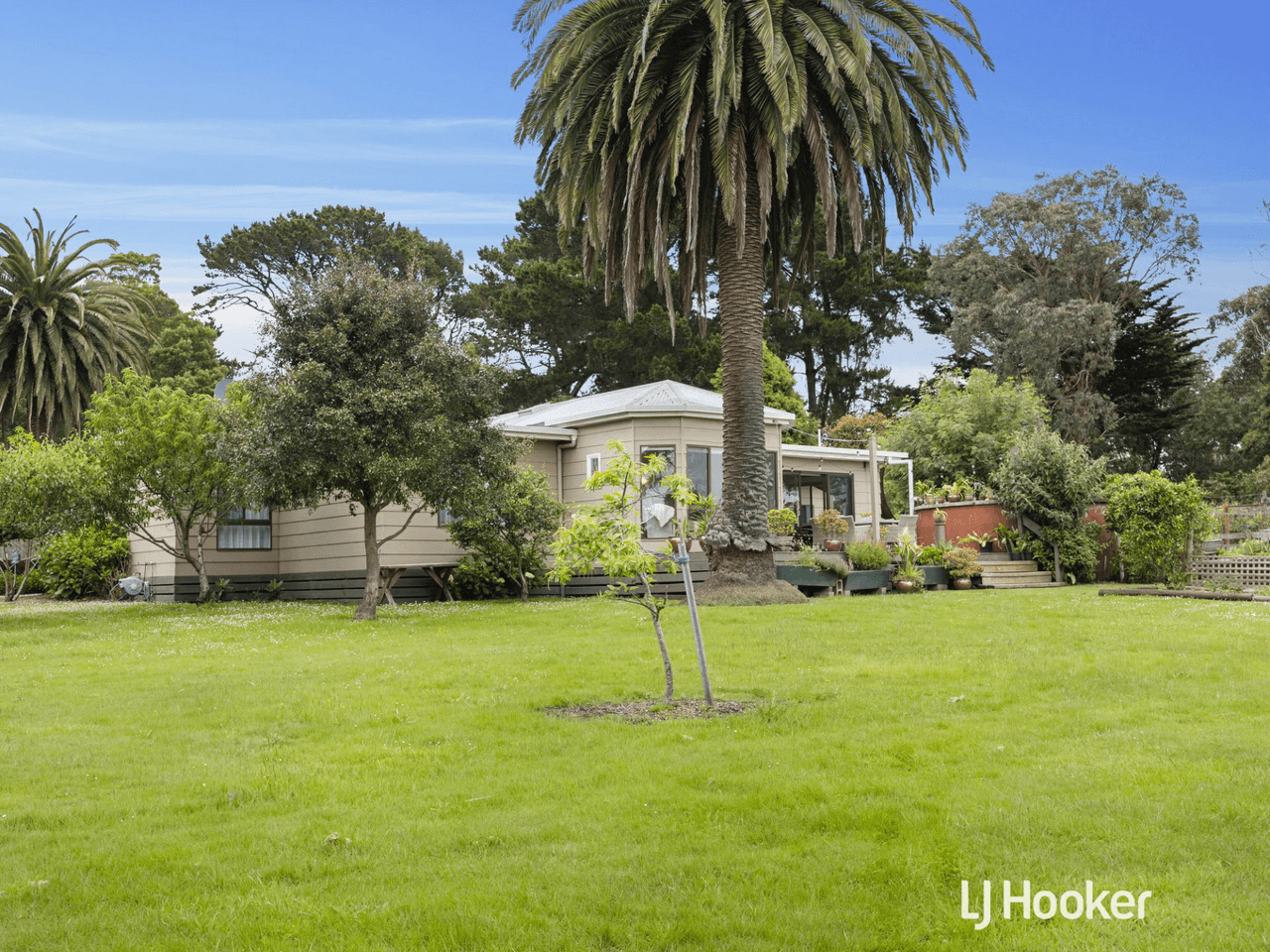 5715 Bass Highway, INVERLOCH, VIC 3996