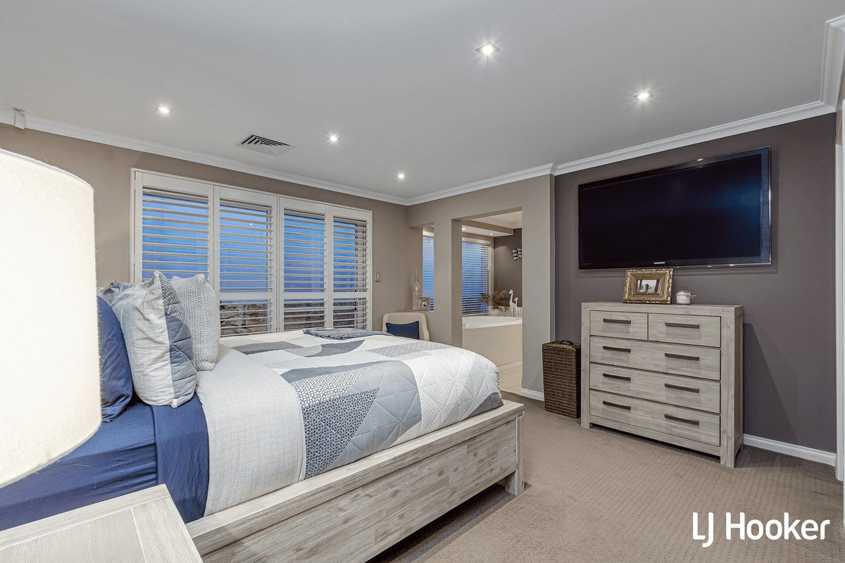 12 Halyard Road, JINDALEE, WA 6036