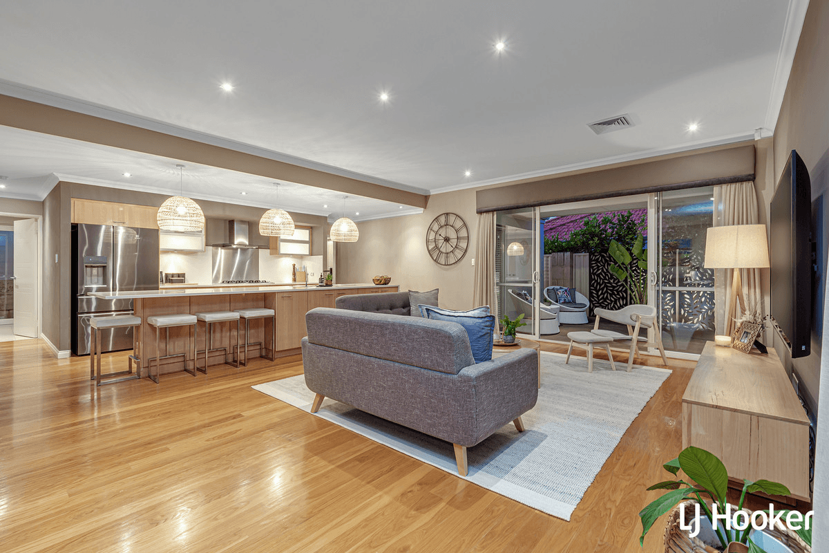 12 Halyard Road, JINDALEE, WA 6036