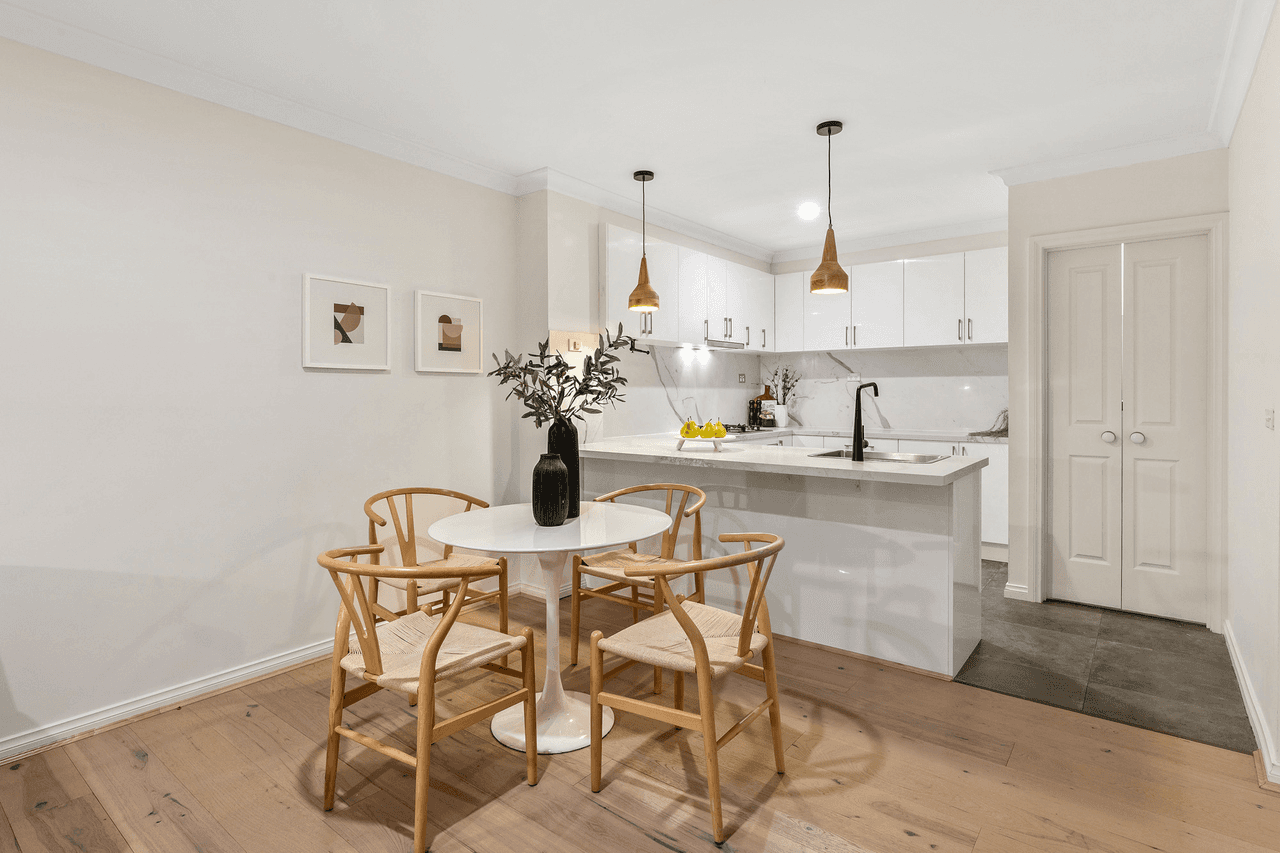 6/3 McKelvie Court, GLEN WAVERLEY, VIC 3150