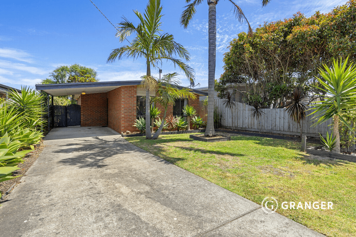 104 Third Avenue, Rosebud, VIC 3939