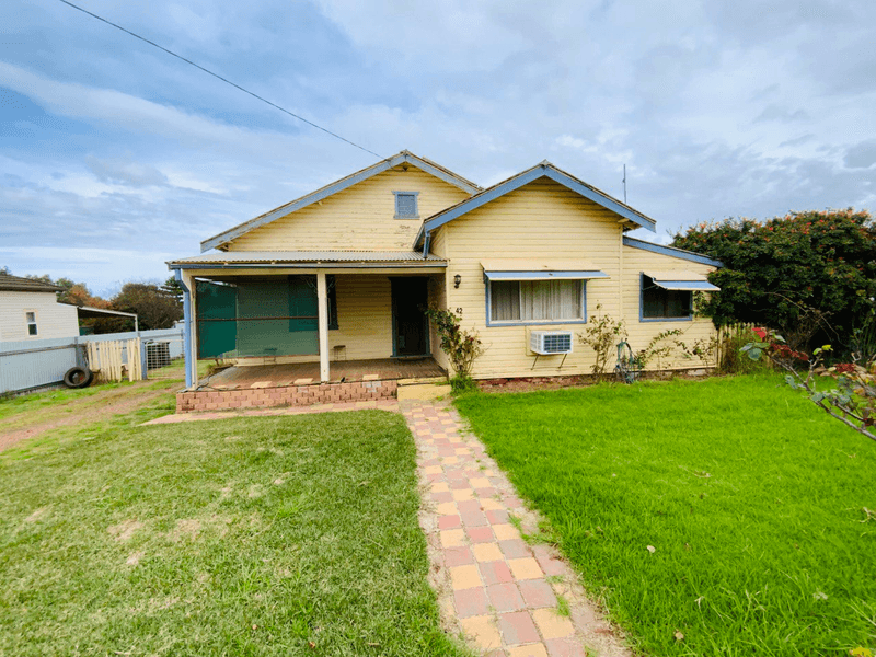 42 Molong Street, CONDOBOLIN, NSW 2877