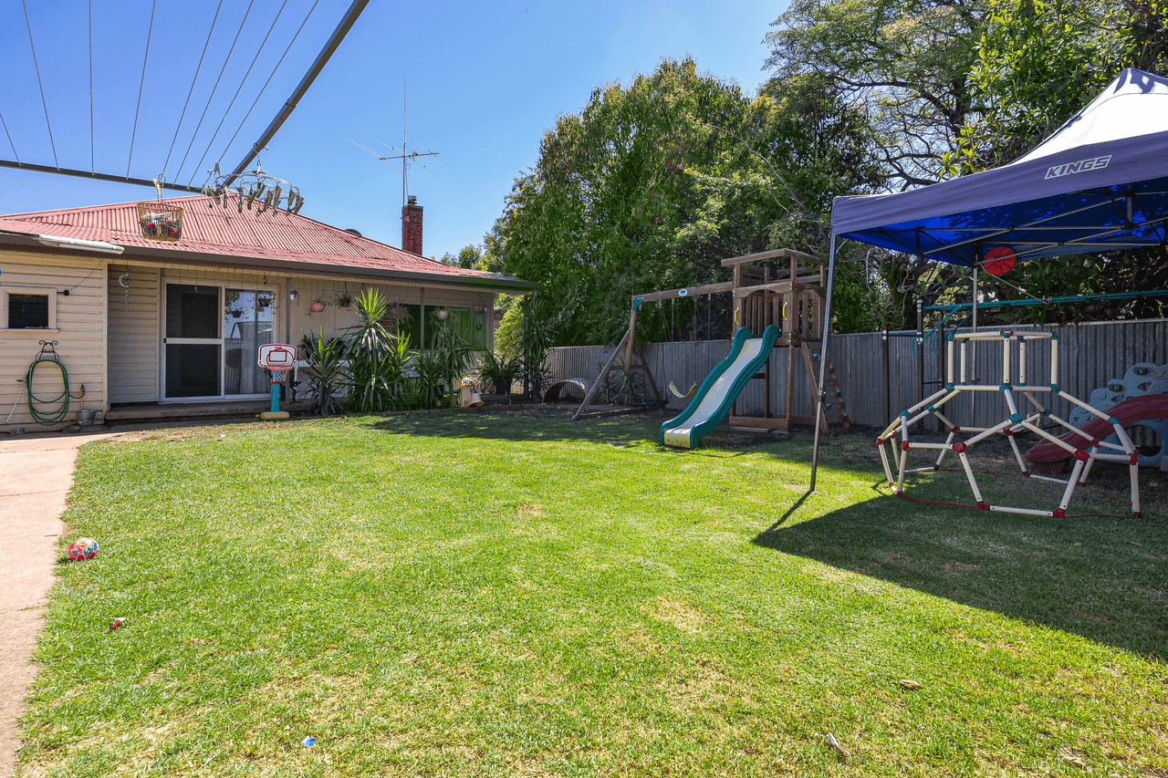 82 Grey Street, TEMORA, NSW 2666