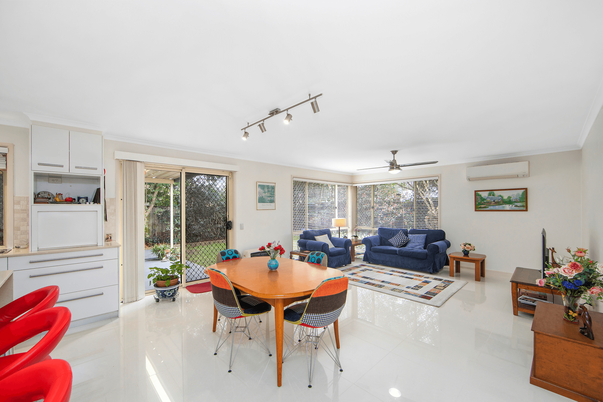 27 Matthew Circuit, Mardi, NSW 2259