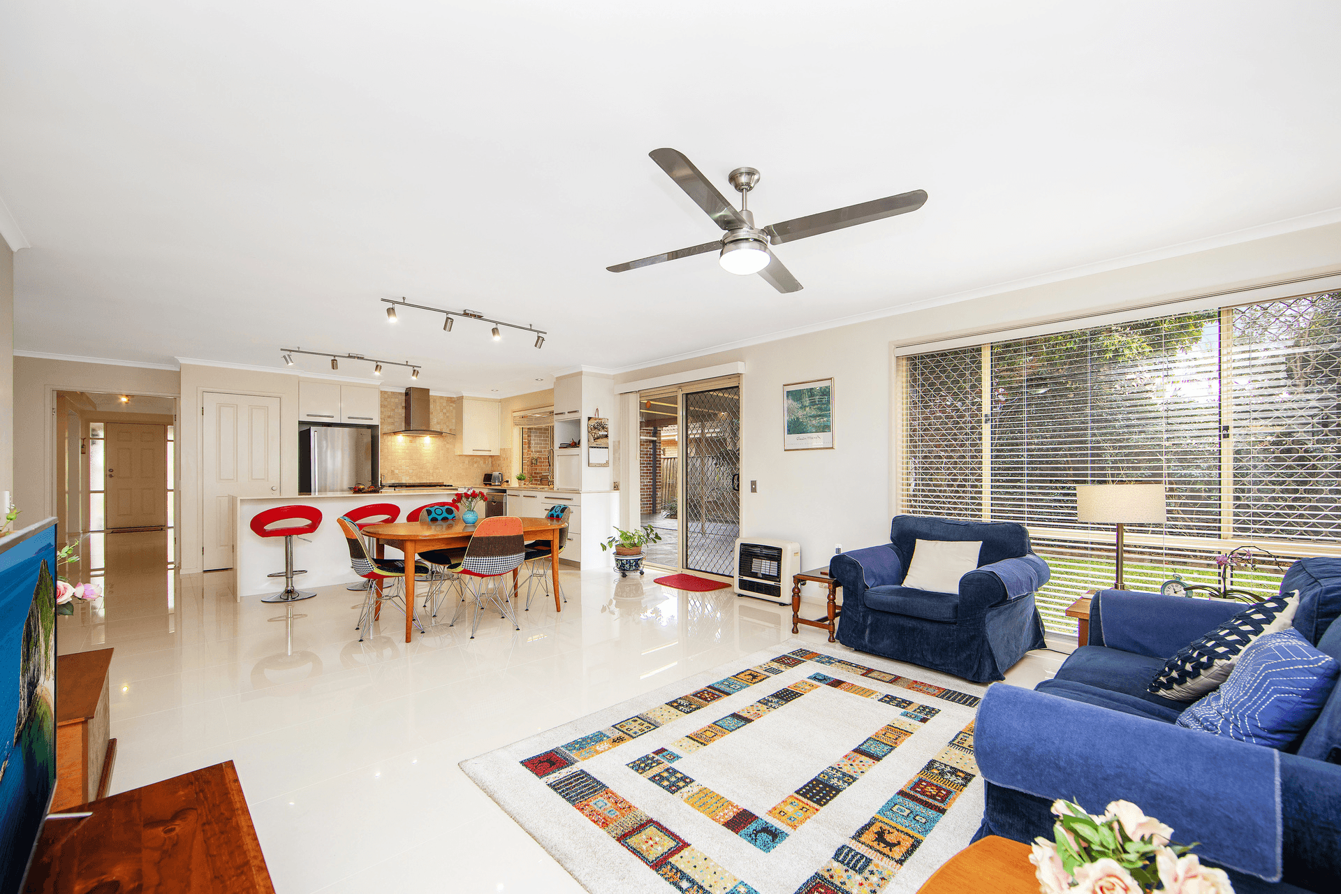 27 Matthew Circuit, Mardi, NSW 2259