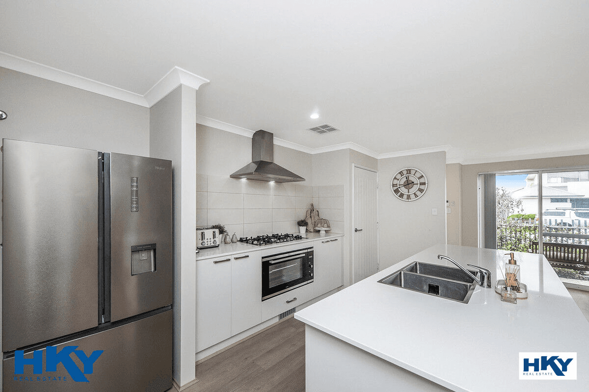 35 Mirabilis Avenue, Jindalee, WA 6036