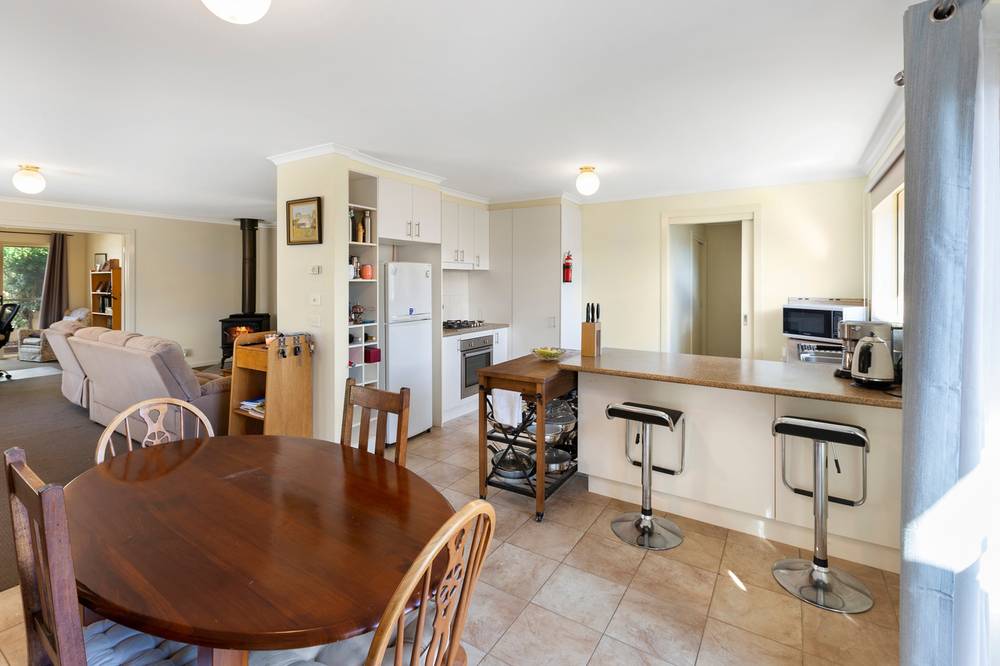 2/3 Bellview Court, MANSFIELD, VIC 3722
