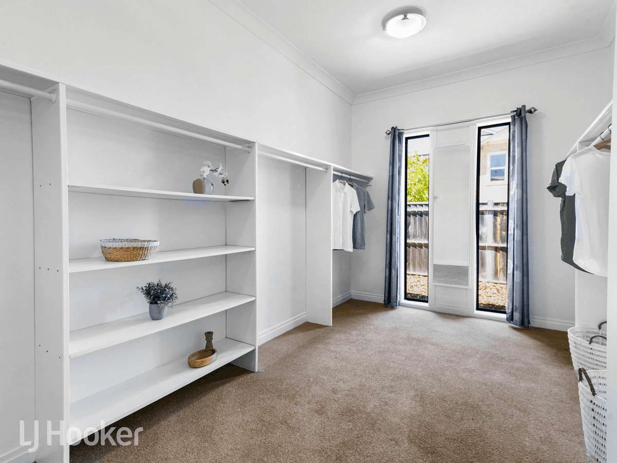 48 Shoalhaven Circuit, MAWSON LAKES, SA 5095