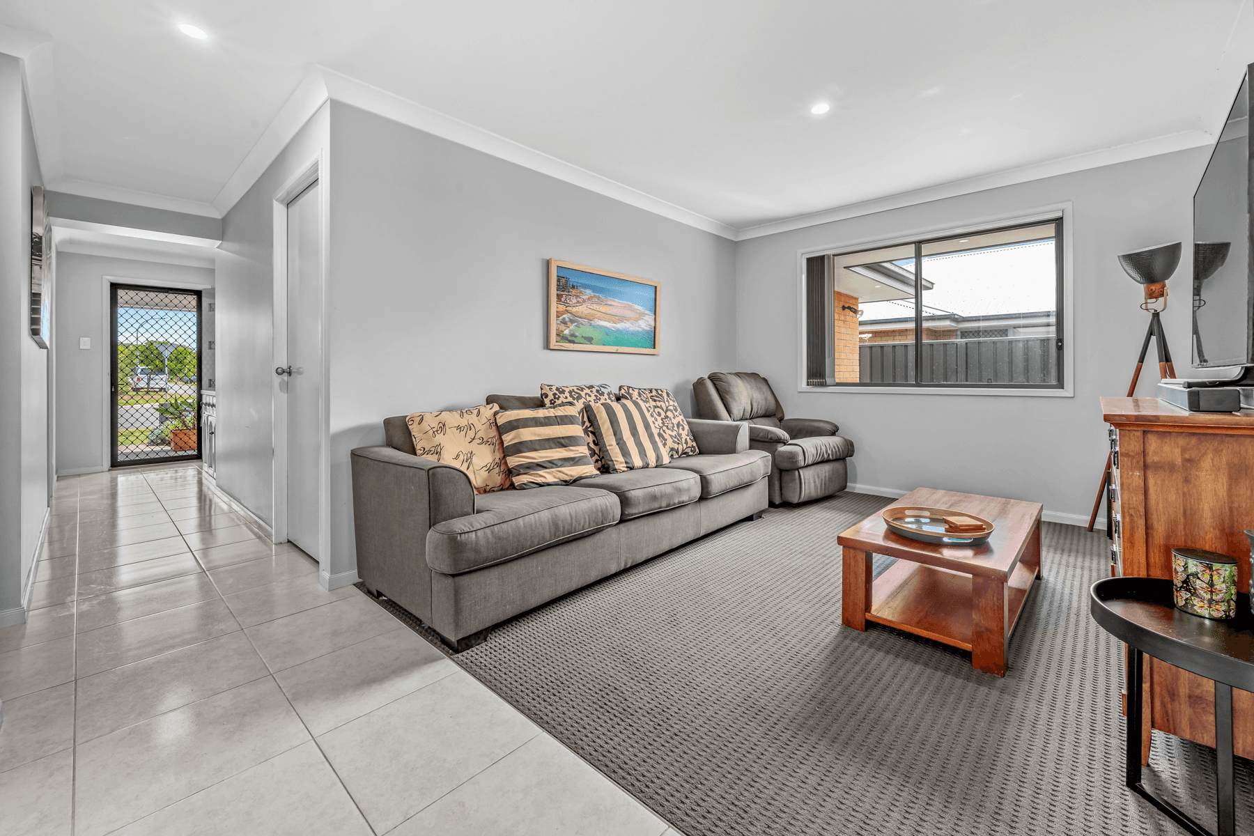 8 Apple Street, Fern Bay, NSW 2295