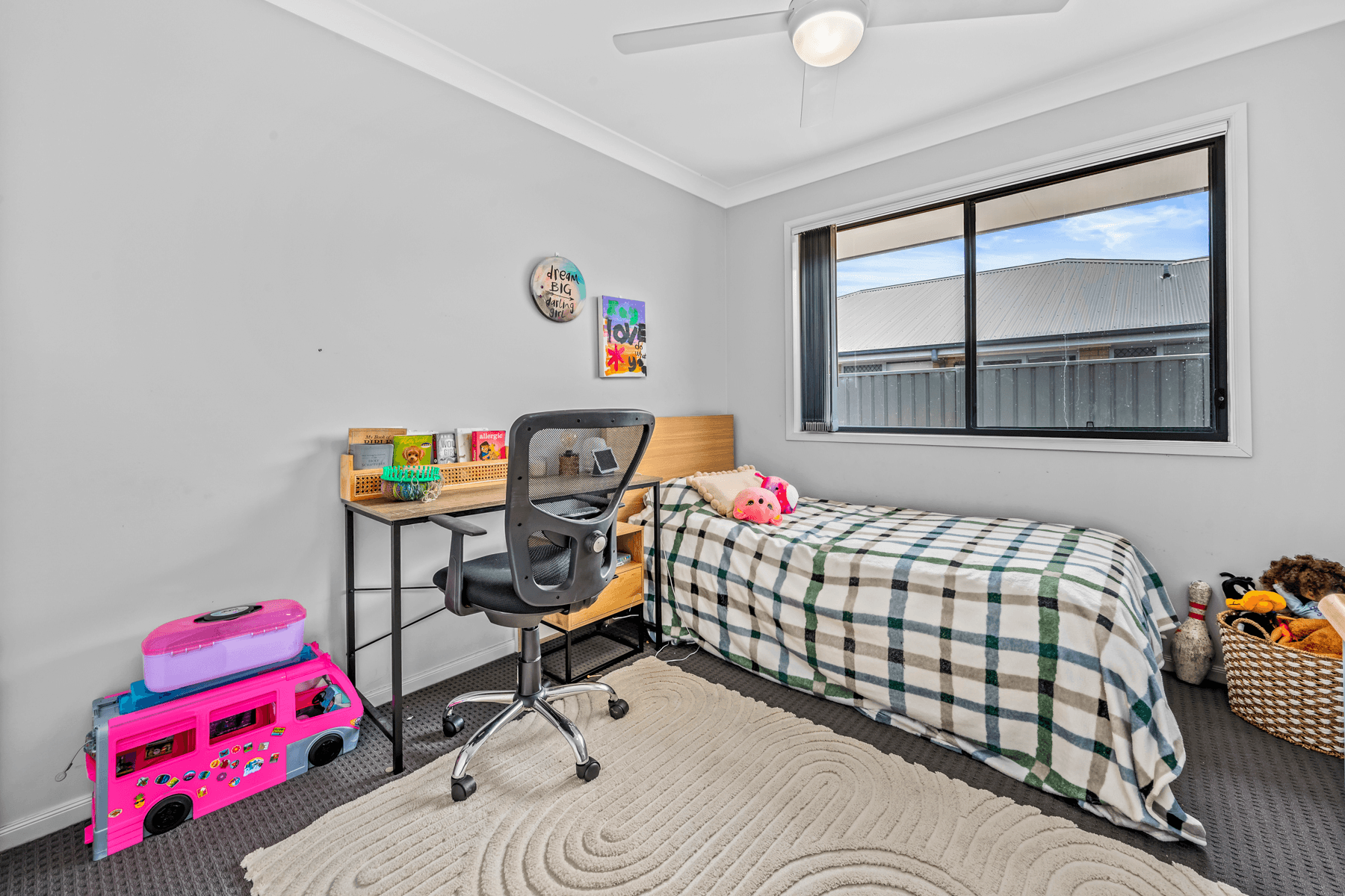 8 Apple Street, Fern Bay, NSW 2295