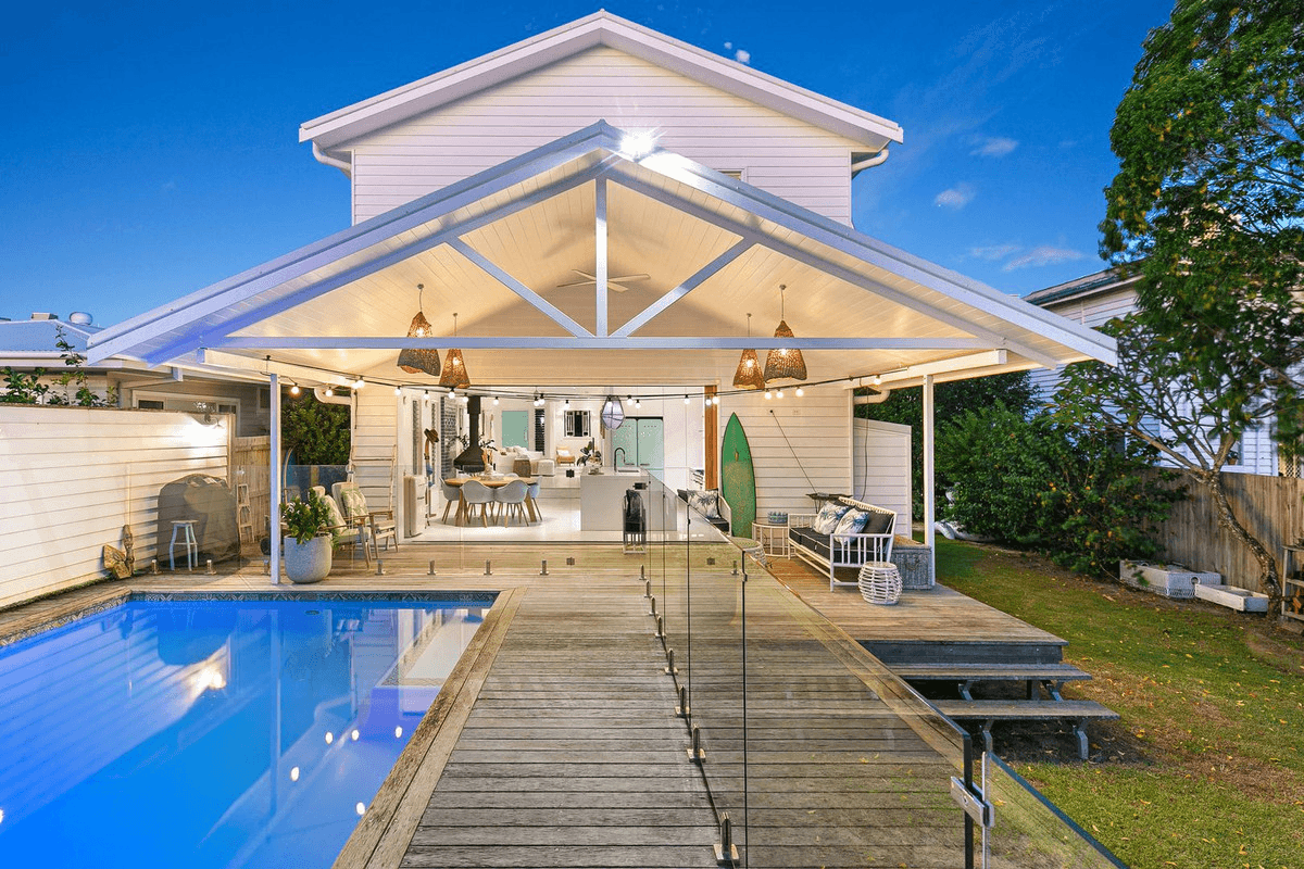 22 Symonds Road, Burleigh Heads, QLD 4220