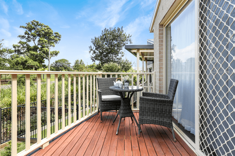 11 Mountainview Mews, ALBION PARK, NSW 2527