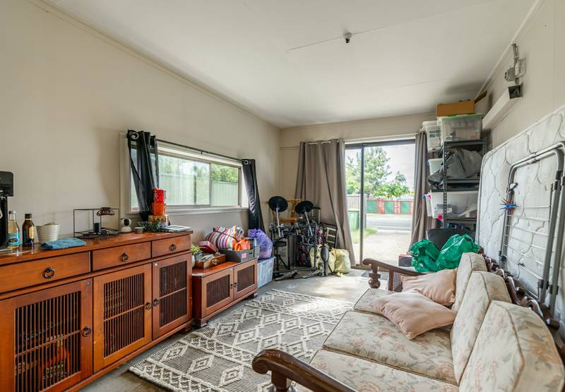 96 Waratah Drive, CRESTMEAD, QLD 4132