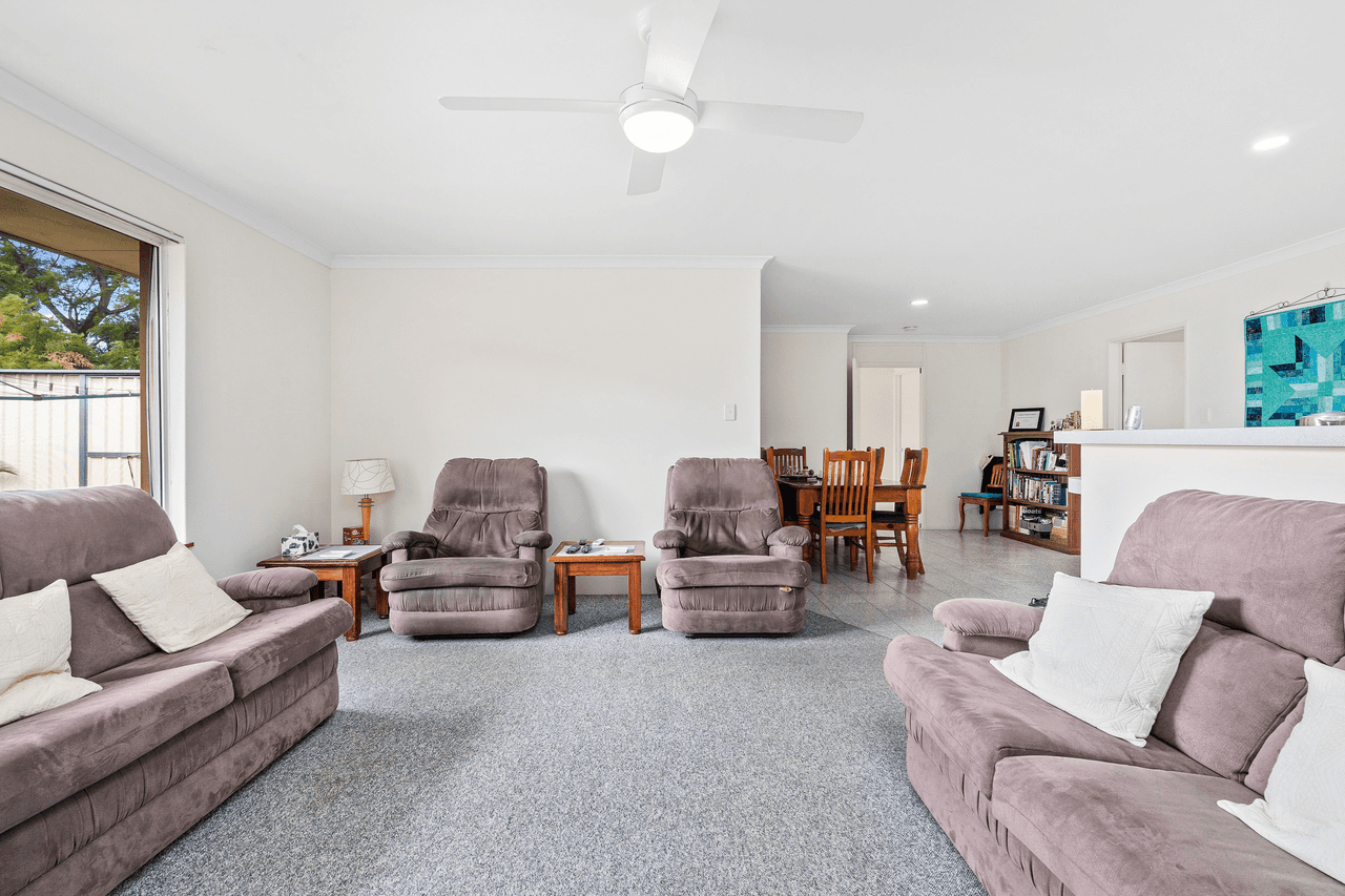 27 Muirfield Way, JOONDALUP, WA 6027