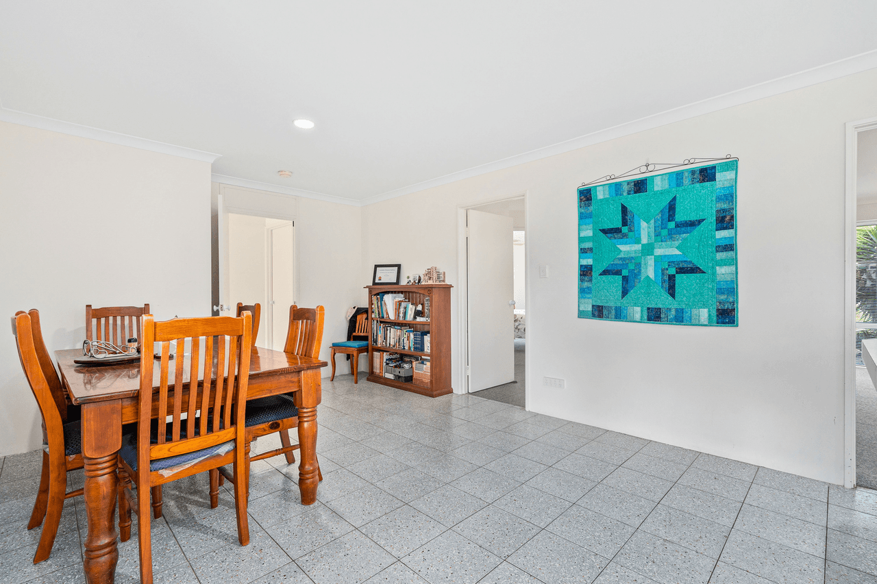 27 Muirfield Way, JOONDALUP, WA 6027