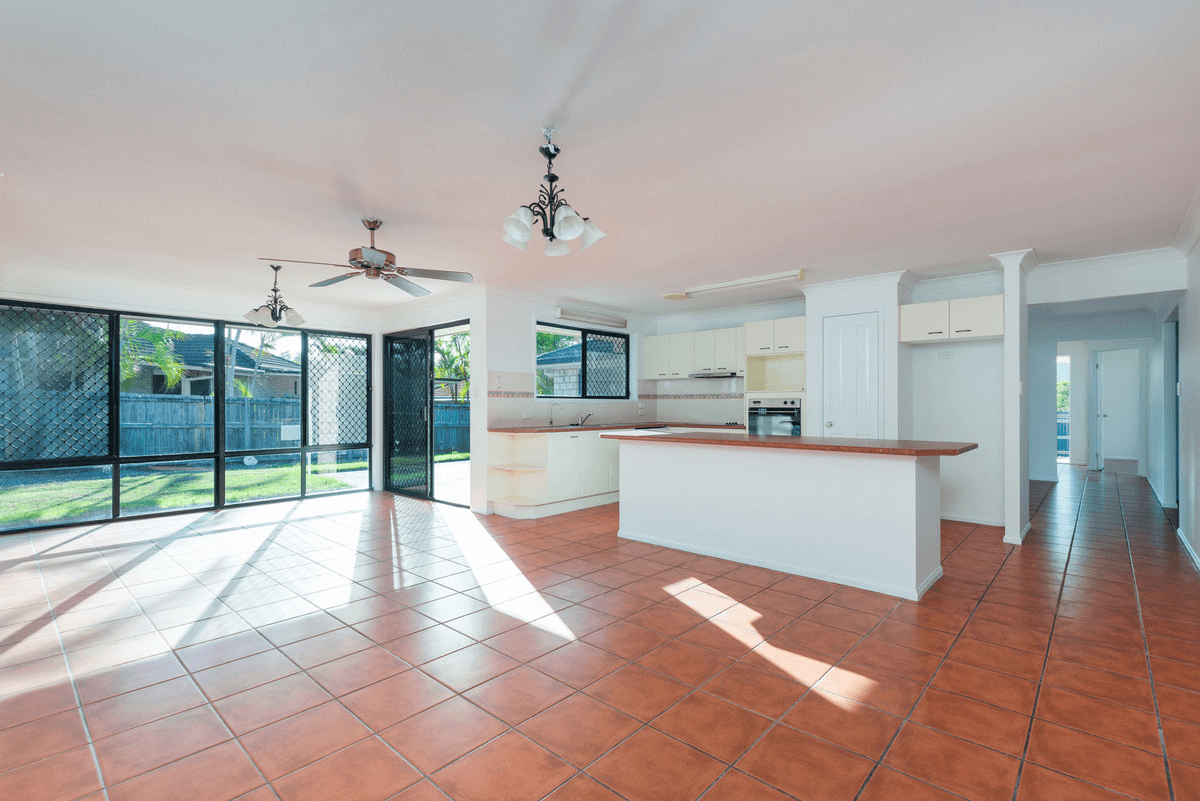 13 Caffrum Court, ORMEAU, QLD 4208