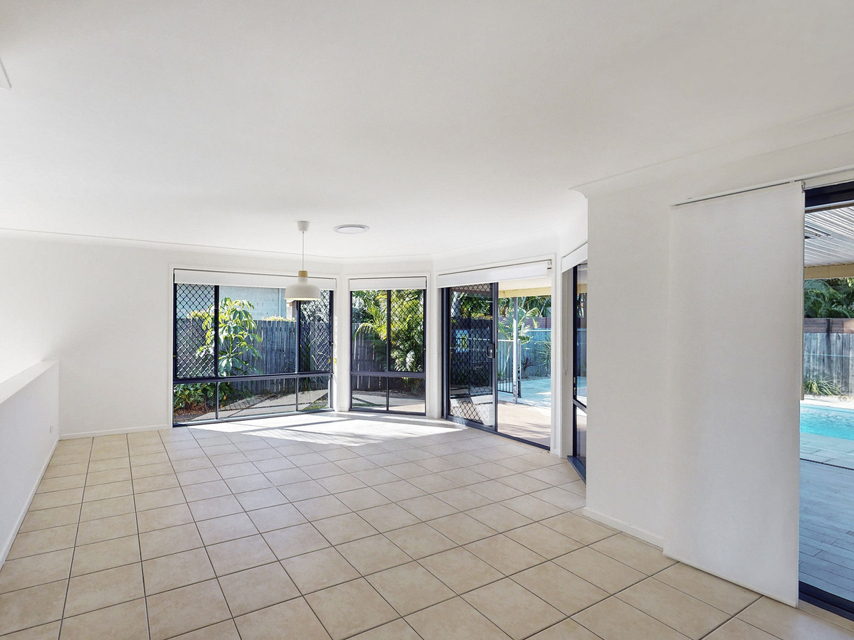19 Meander Street, Warner, QLD 4500