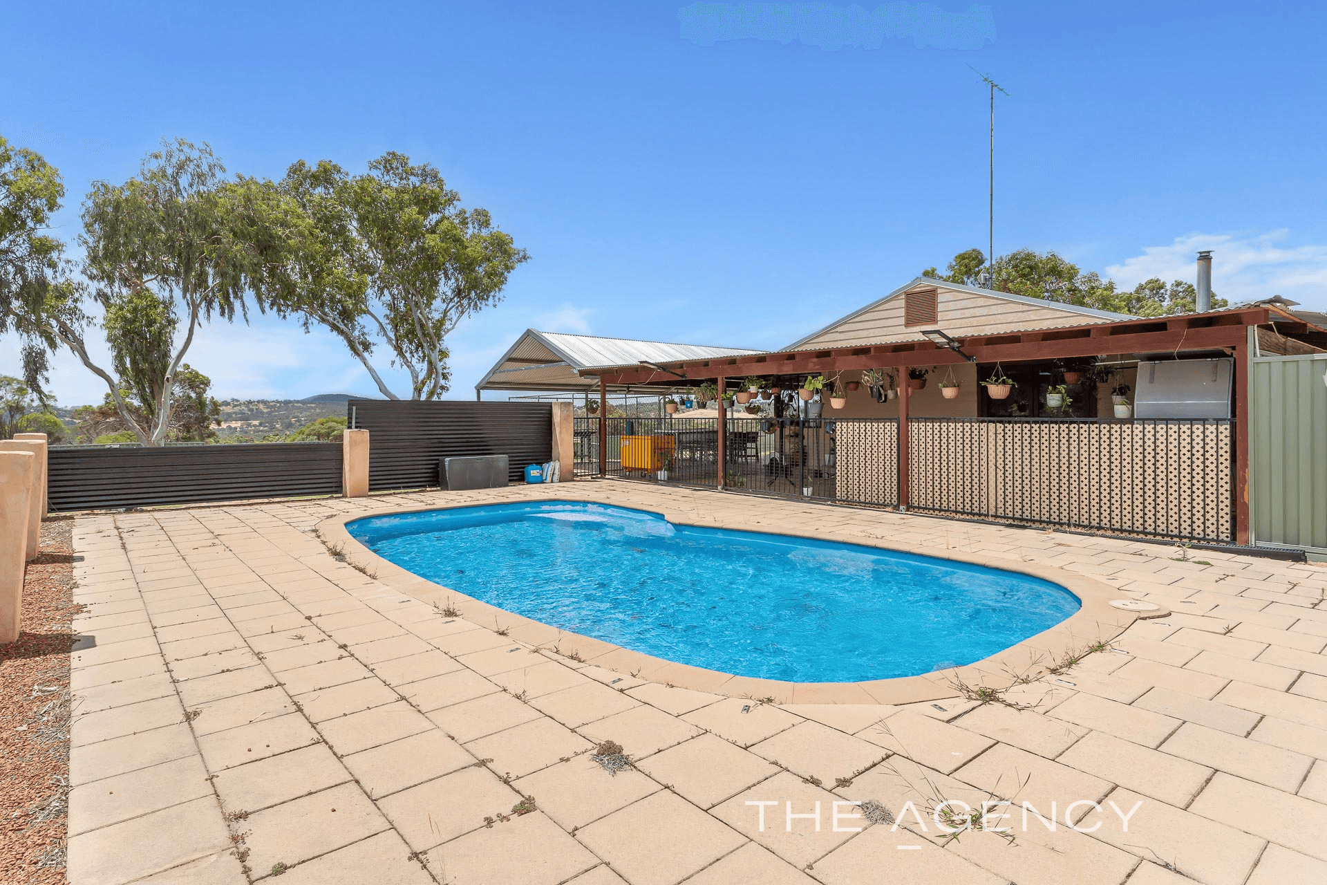 64 Avro Anson Road, Mokine, WA 6401