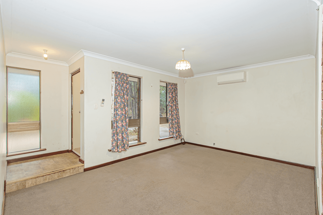 66 Johnston Street, MOUNT HELENA, WA 6082
