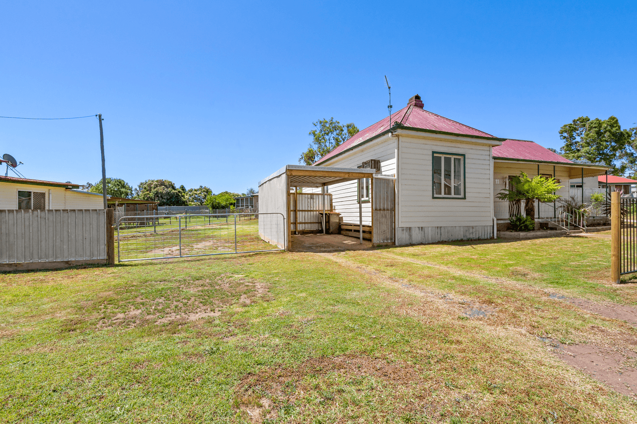 11 Rose Street, WARWICK, QLD 4370