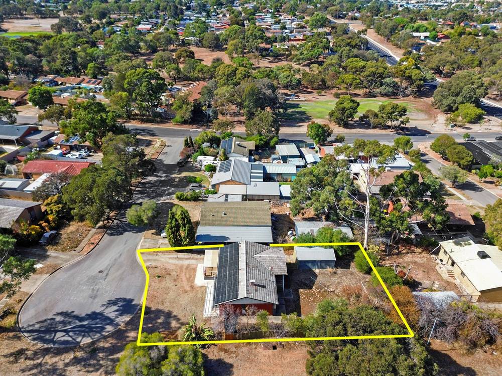 8 Larissa Court, HACKHAM WEST, SA 5163