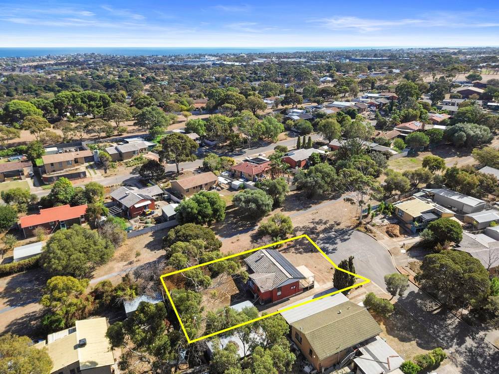 8 Larissa Court, HACKHAM WEST, SA 5163