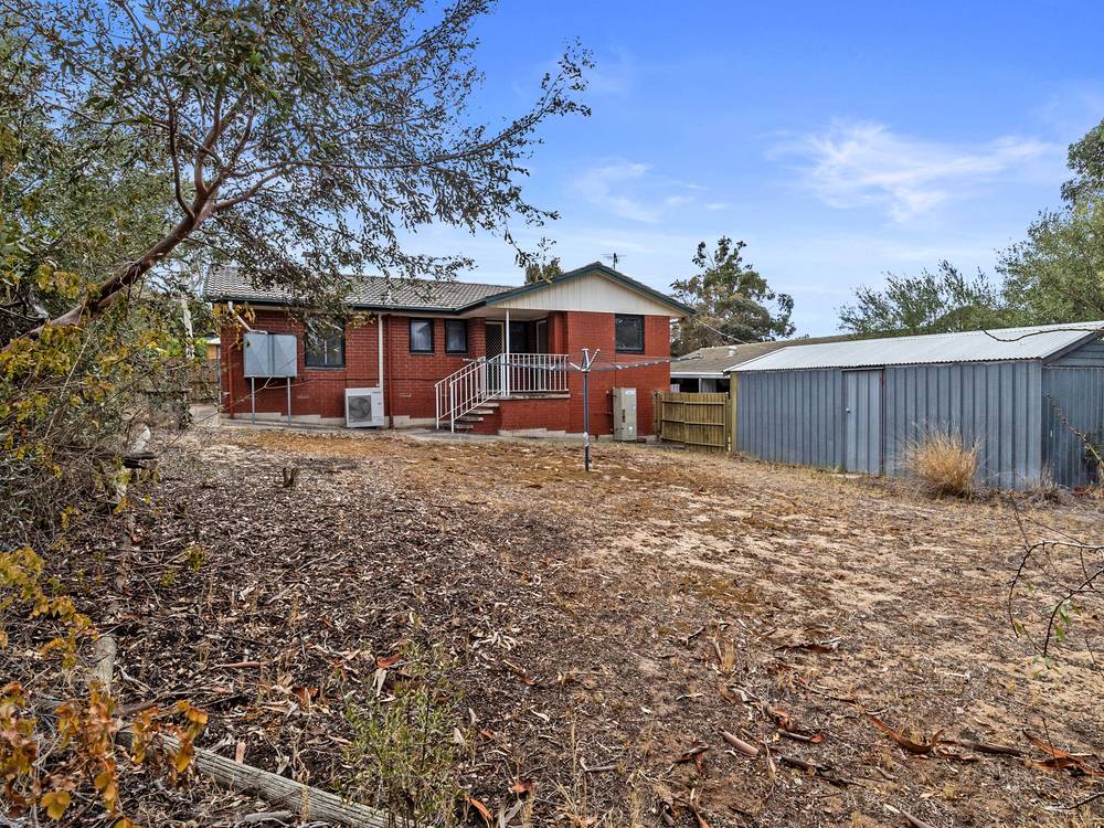 8 Larissa Court, HACKHAM WEST, SA 5163