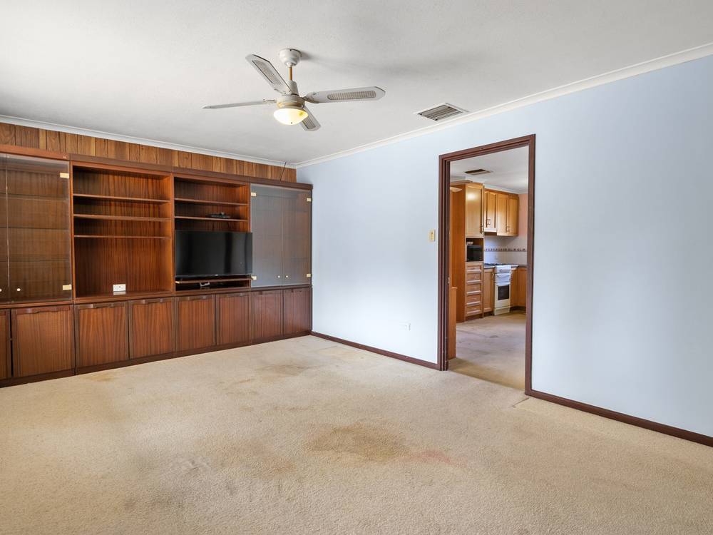 8 Larissa Court, HACKHAM WEST, SA 5163
