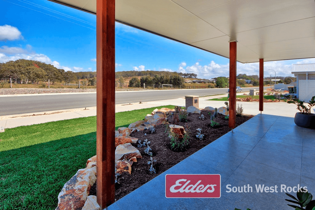 25 Athena Pde, SOUTH WEST ROCKS, NSW 2431