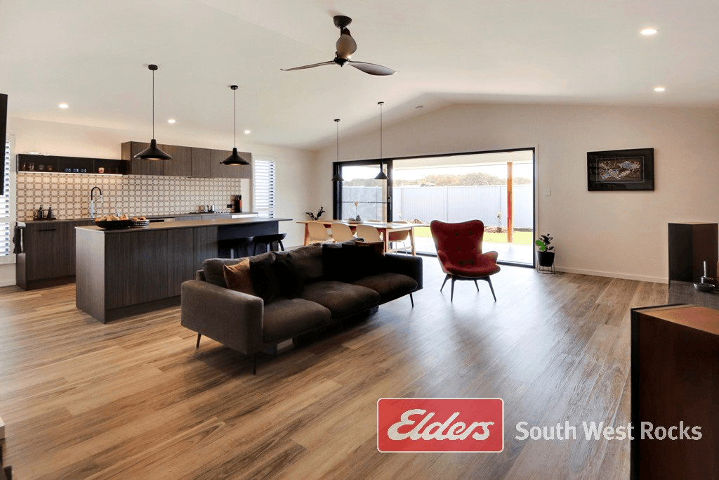 25 Athena Pde, SOUTH WEST ROCKS, NSW 2431