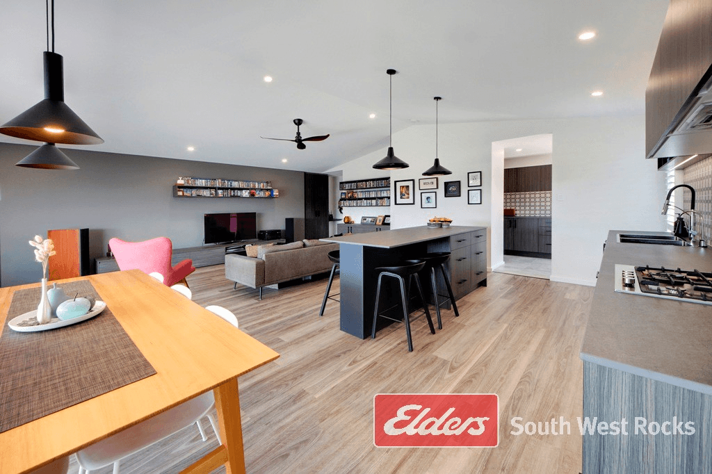 25 Athena Pde, SOUTH WEST ROCKS, NSW 2431