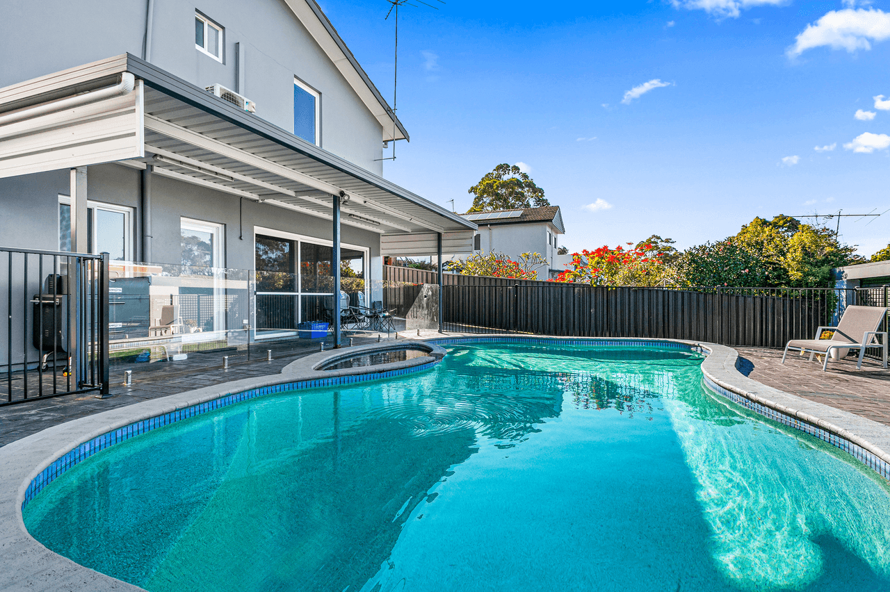 22 Curtis Avenue, TAREN POINT, NSW 2229