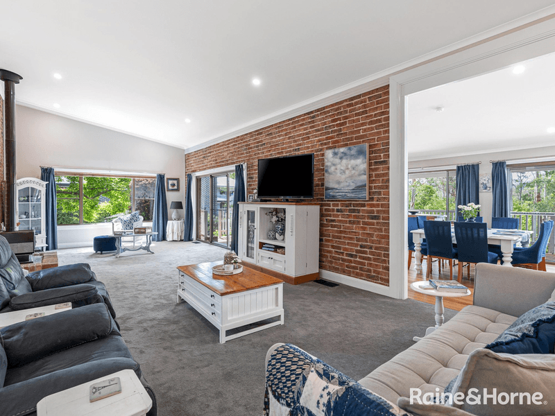 7 Maliwa Road, NARARA, NSW 2250