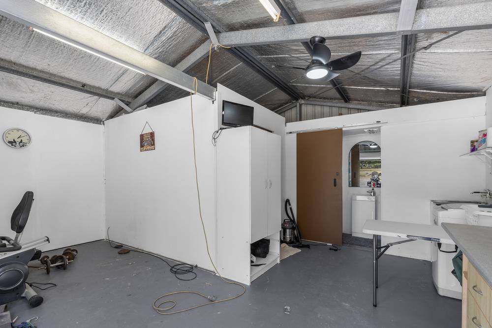 16 Varley Road South, GLENWOOD, QLD 4570