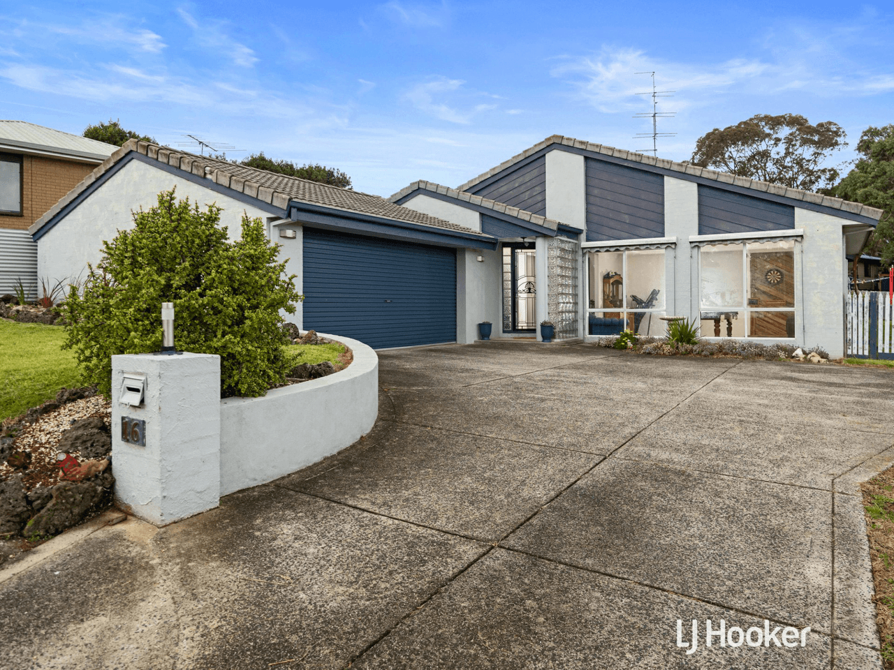 16 Meikle Street, MEENIYAN, VIC 3956