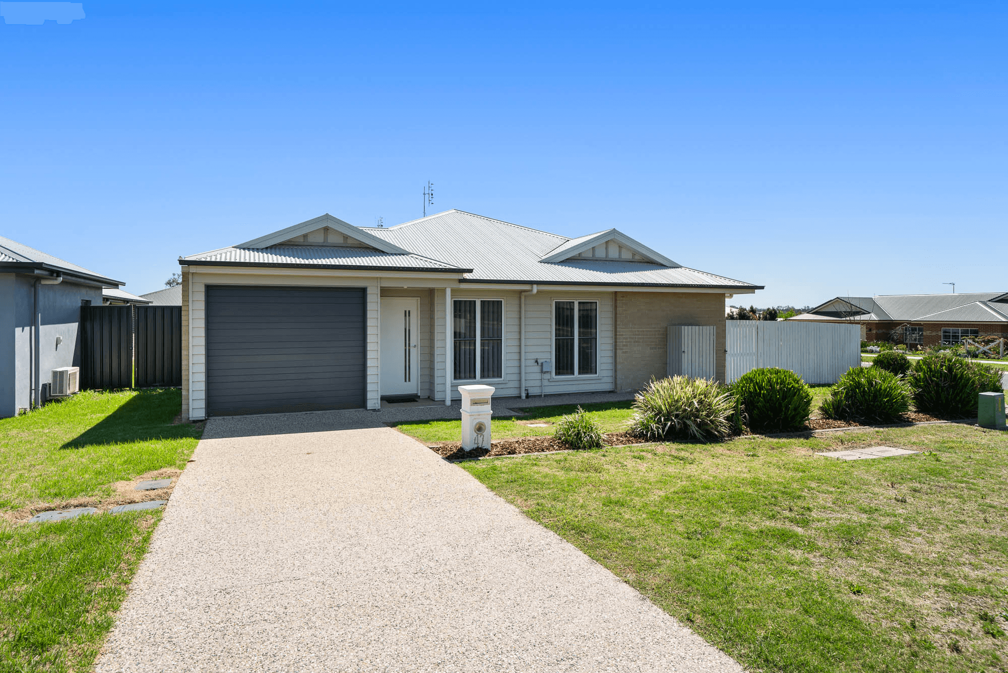 1/42 London Circuit, Torrington, QLD 4350