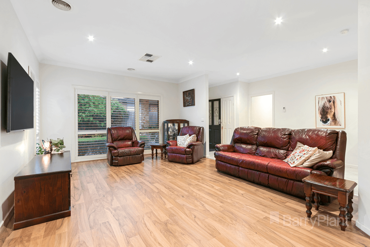 2/10 Aubrey Grove, Boronia, VIC 3155