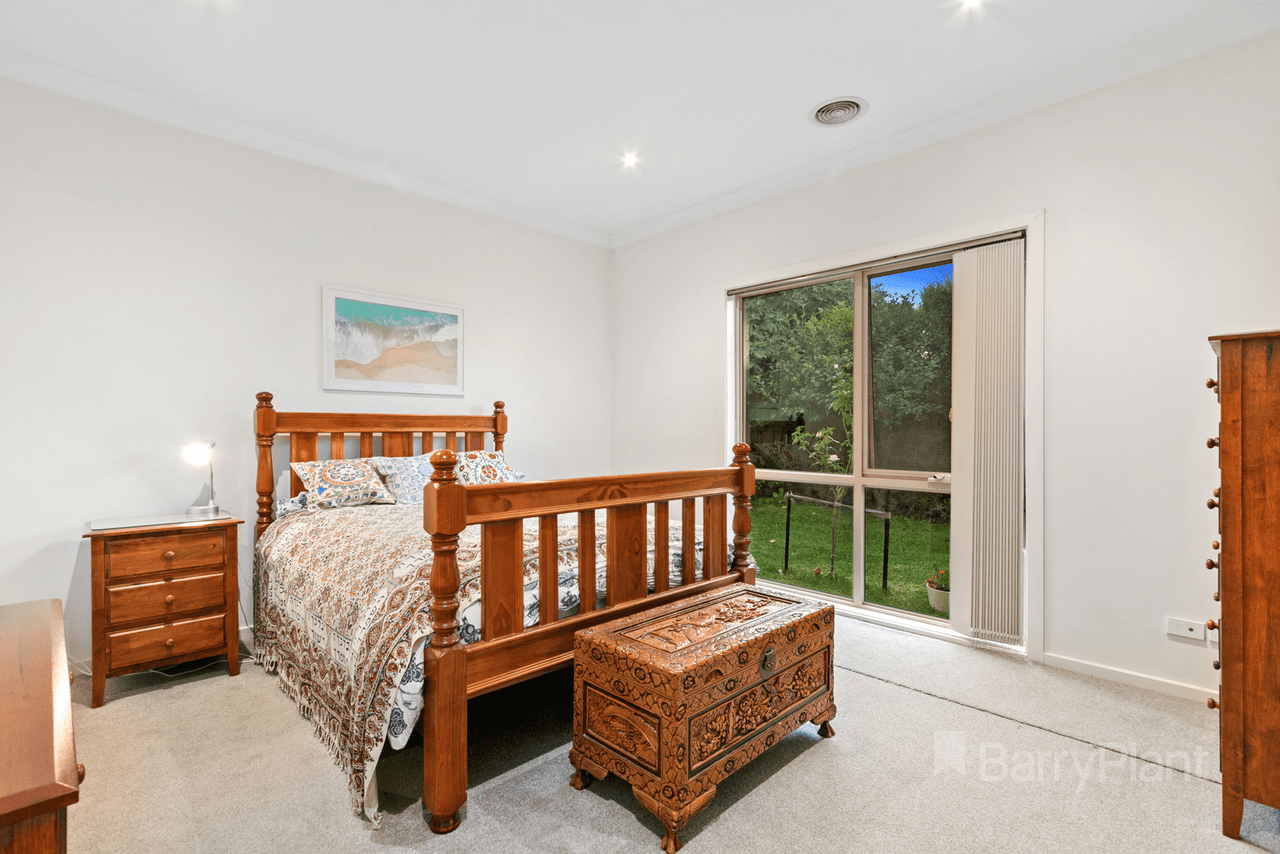 2/10 Aubrey Grove, Boronia, VIC 3155