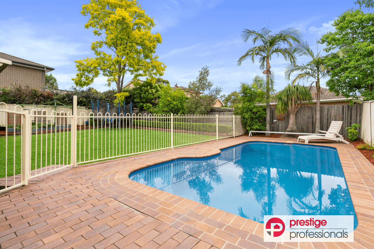 16 Beddington Court, WATTLE GROVE, NSW 2173