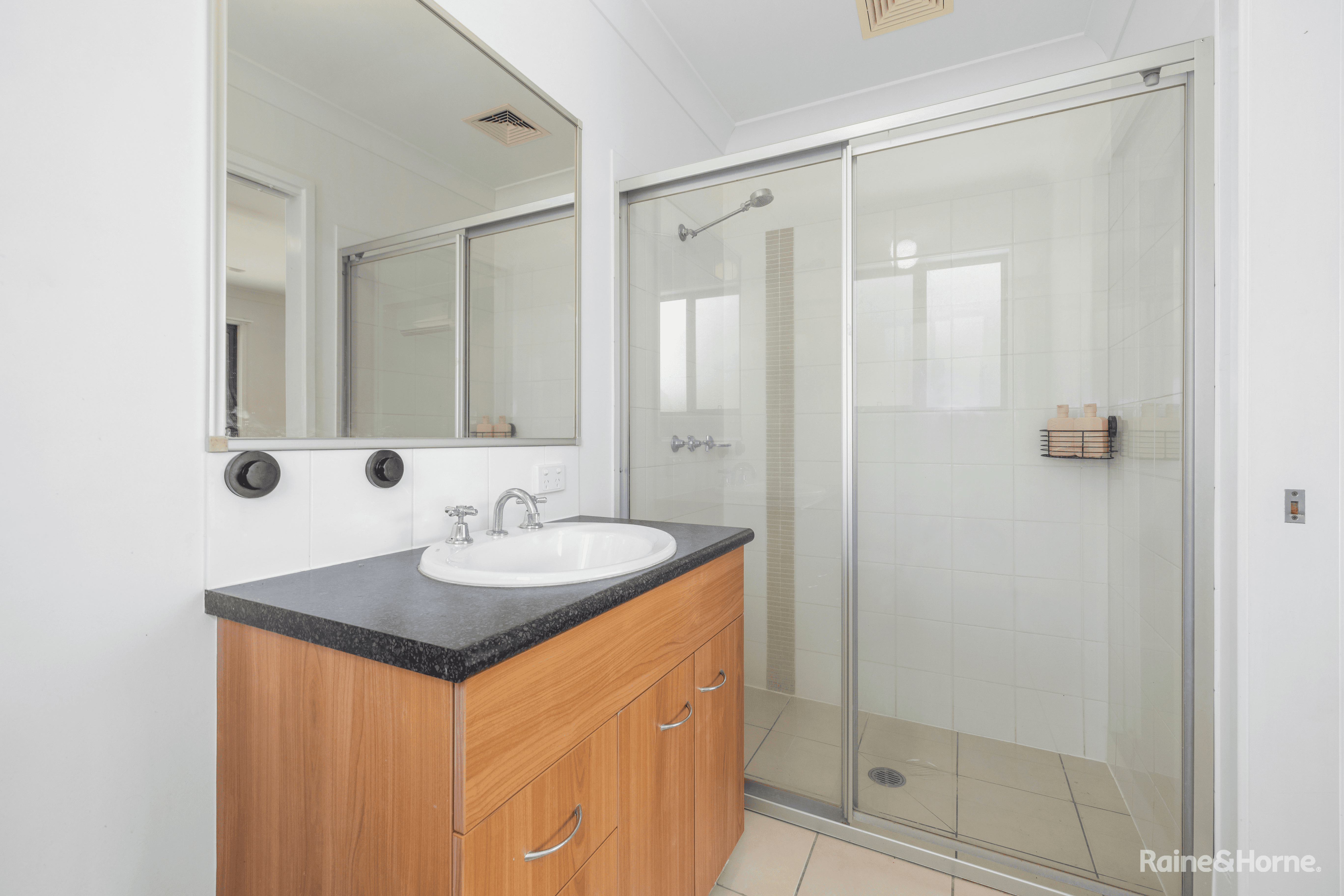 5 Coucal Street, POTTSVILLE, NSW 2489