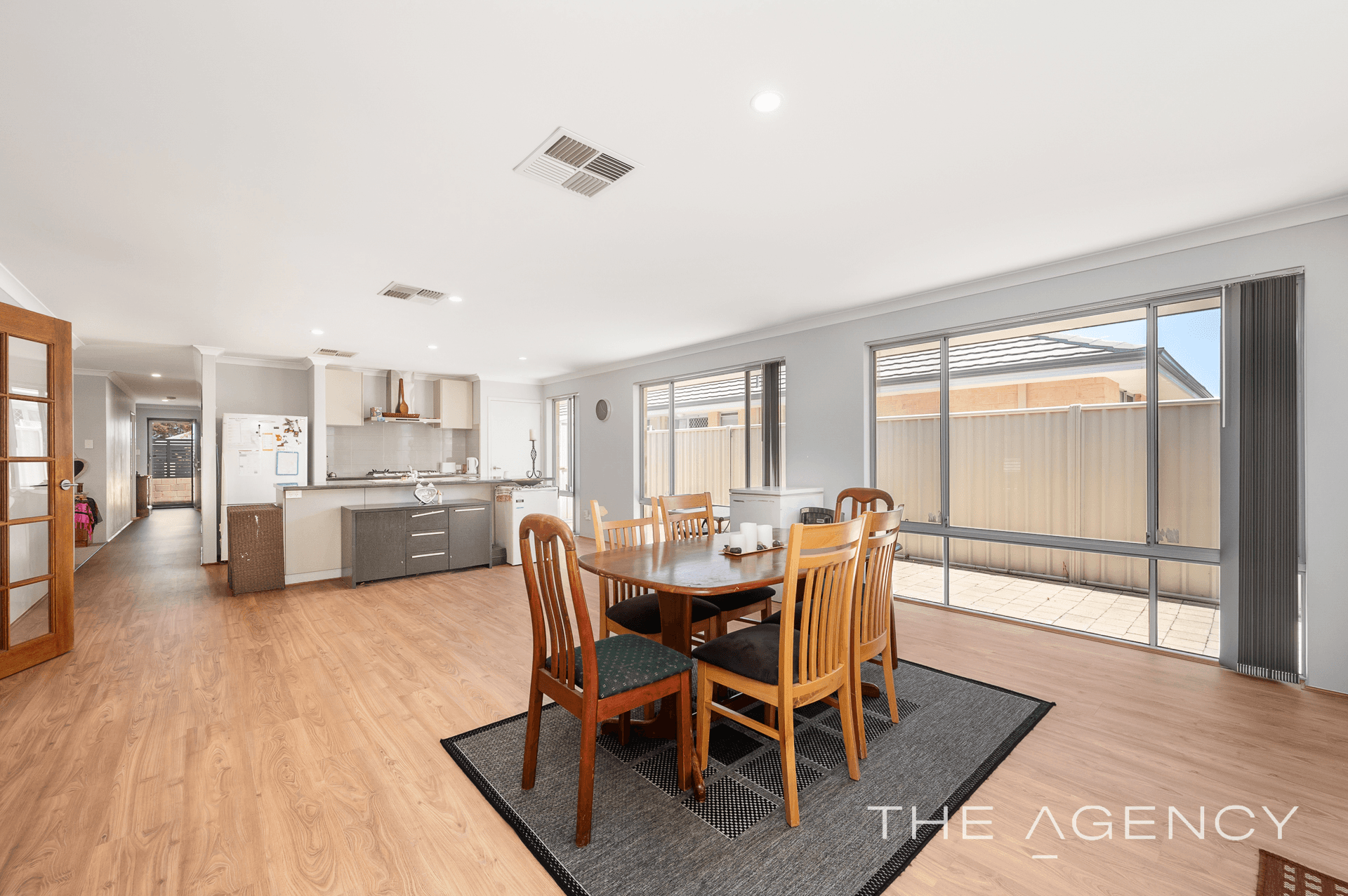 10 Cooralya Avenue, Golden Bay, WA 6174