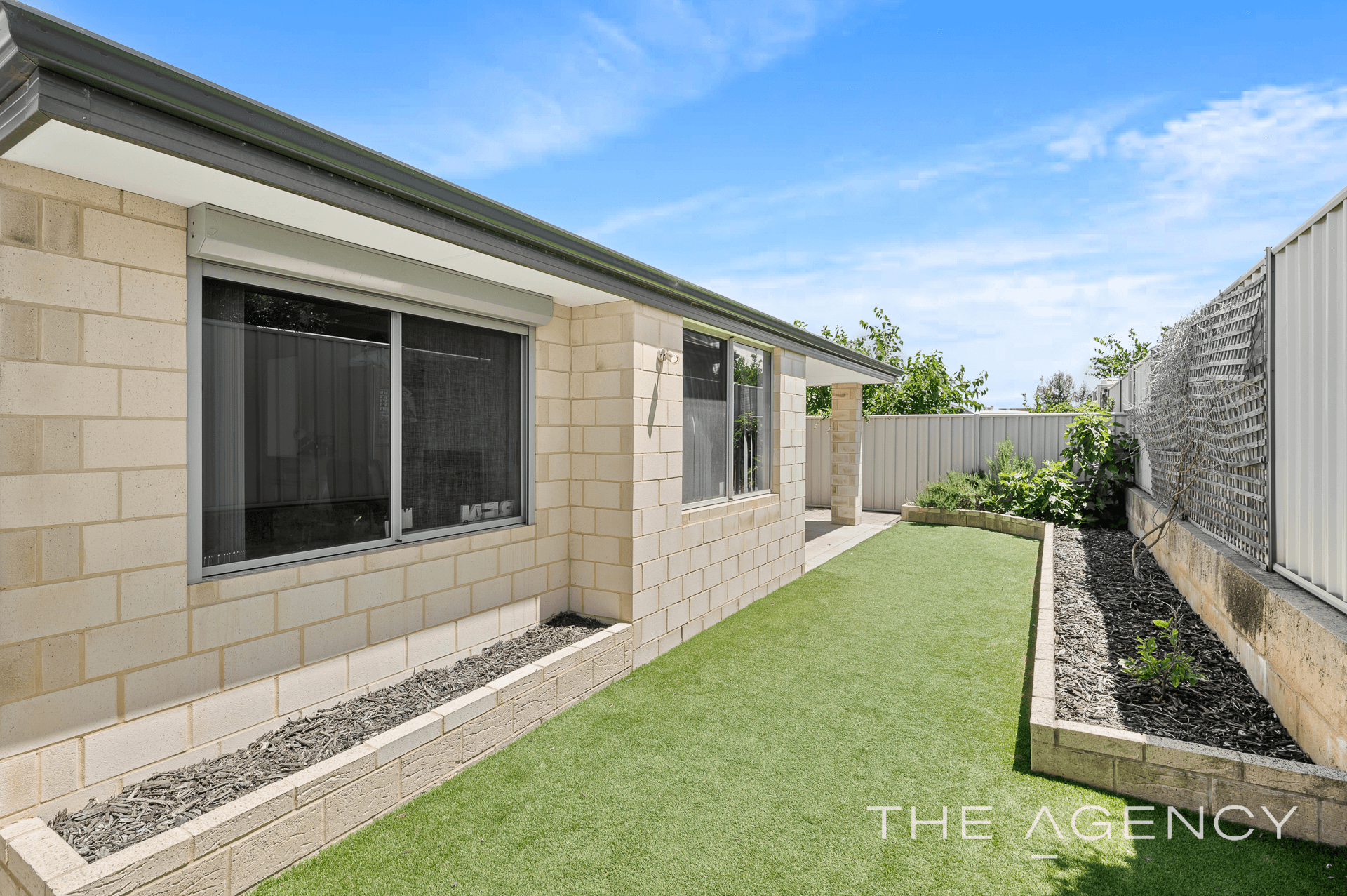 10 Cooralya Avenue, Golden Bay, WA 6174