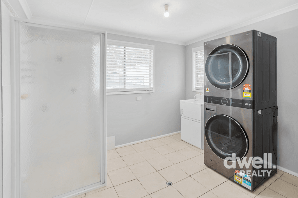 93 ILLAROO ROAD, NORTH NOWRA, NSW 2541