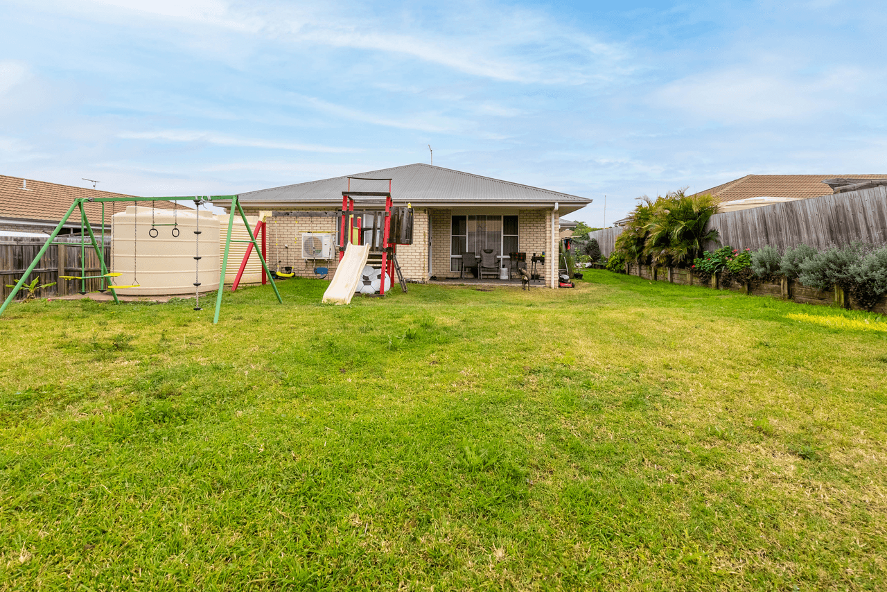 6 Spoonbill Court, LOWOOD, QLD 4311